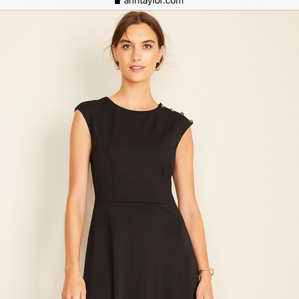 ANN TAYLOR SHOULDER BUTTON DRESS